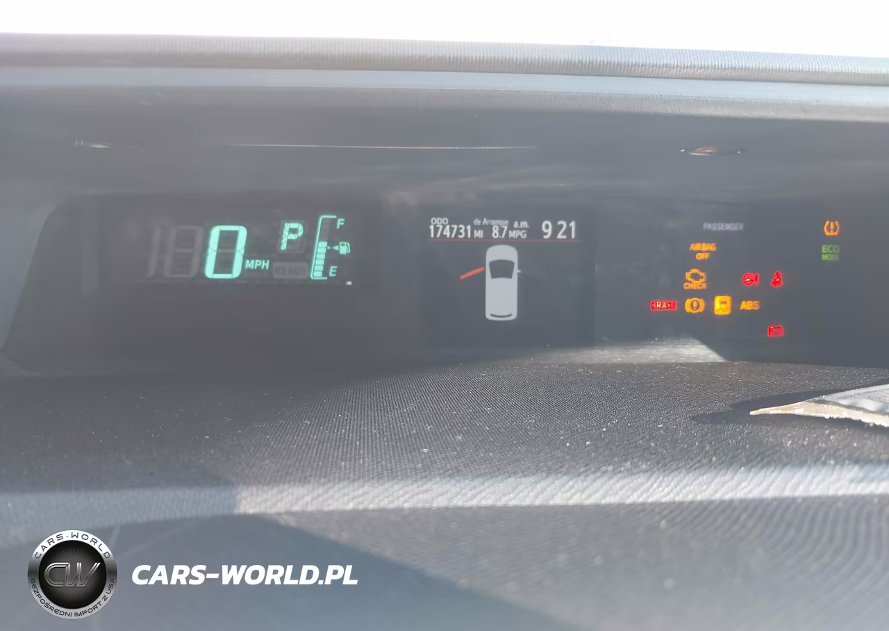 2013 Toyota Prius C Two VIN:JTDKDTB30D1556010 - 7