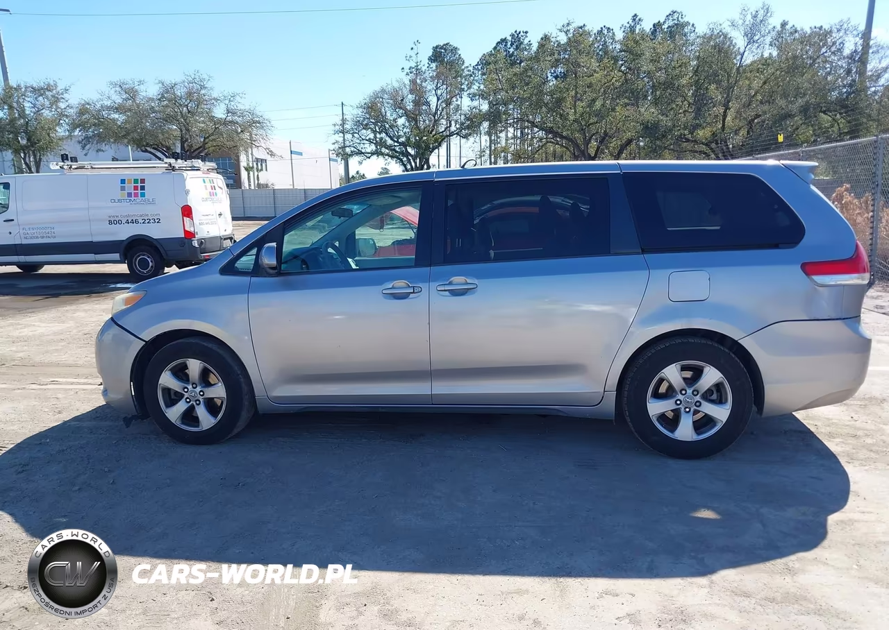 2012 Toyota Sienna Le 8 Passenger VIN:5TDKA3DC4CS015095 - 14