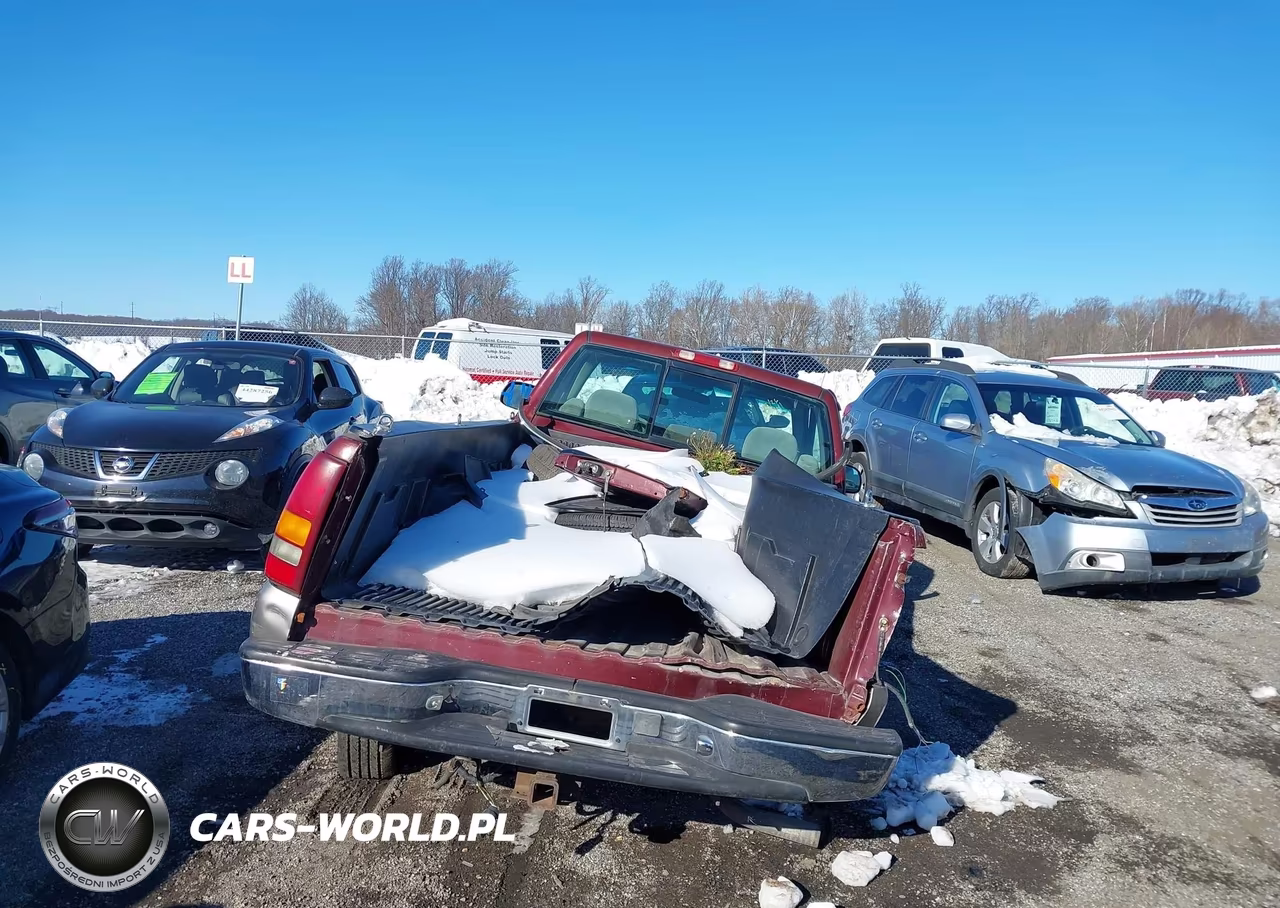 1999 Chevrolet Silverado 1500 Ls VIN:1GCEC14W9XE214015 - 16