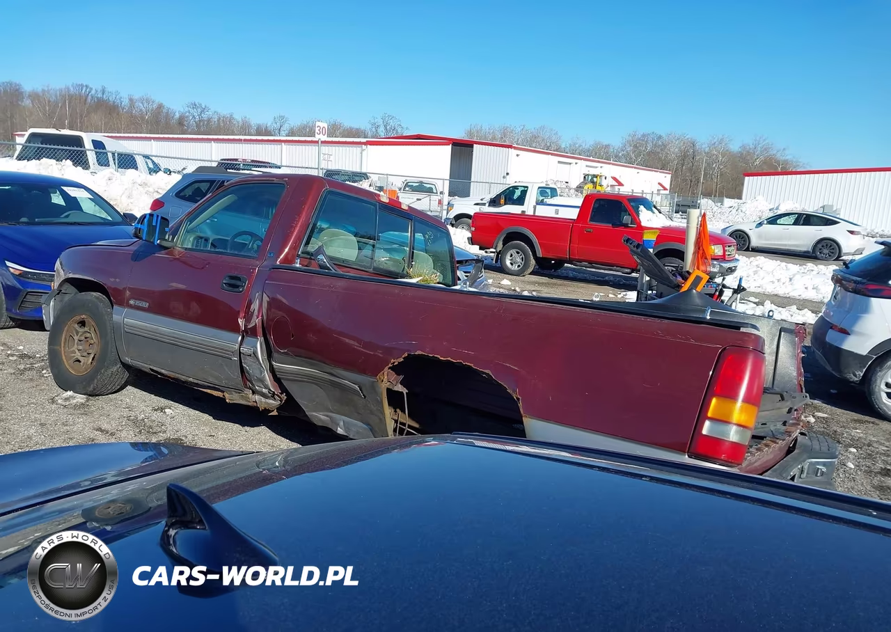 1999 Chevrolet Silverado 1500 Ls VIN:1GCEC14W9XE214015 - 3