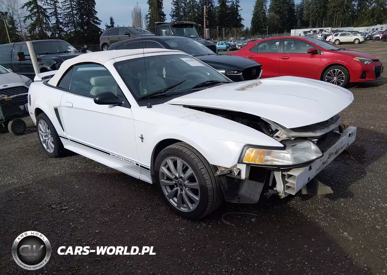 2000 Ford Mustang