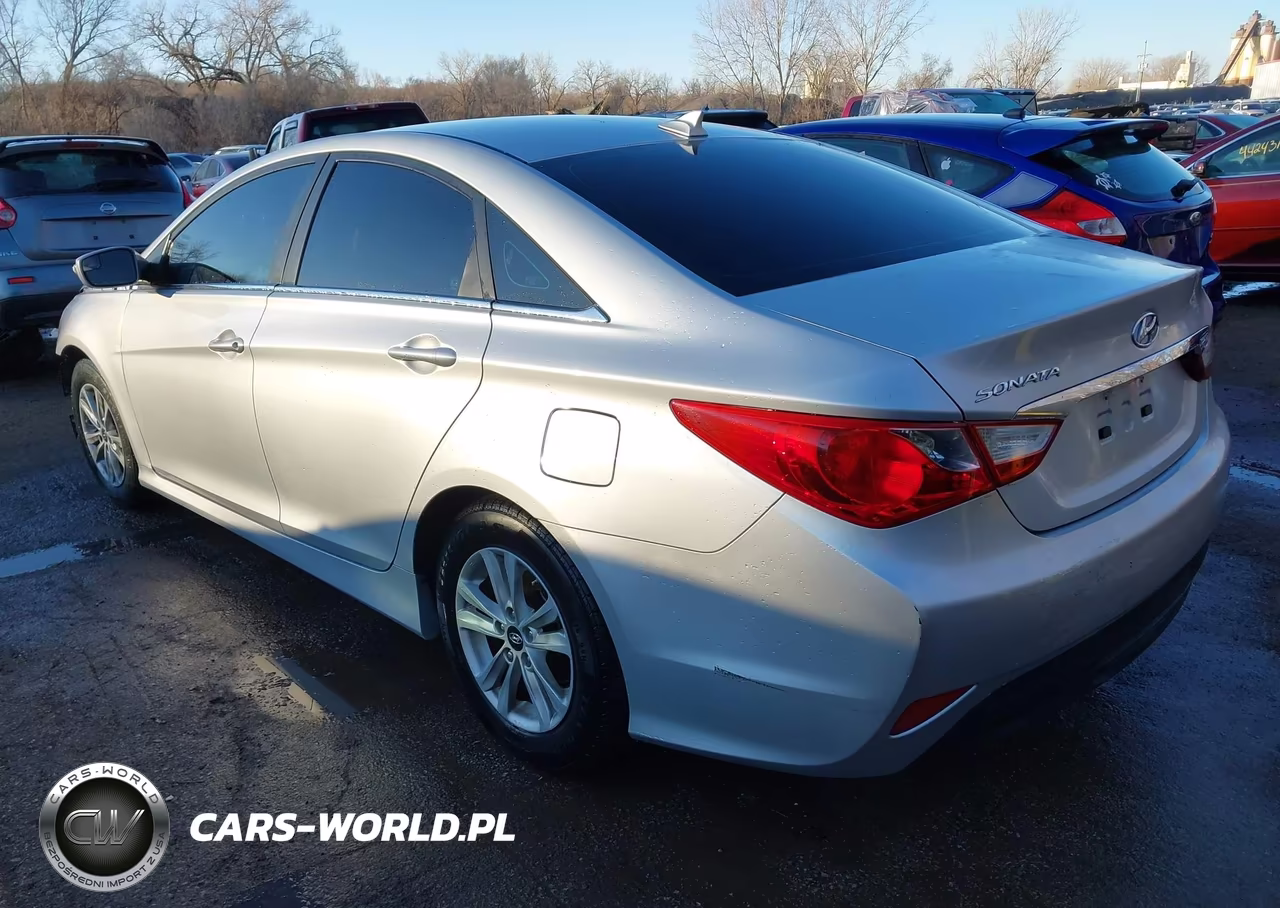 2014 Hyundai Sonata Gls VIN:5NPEB4AC4EH936715 - 3