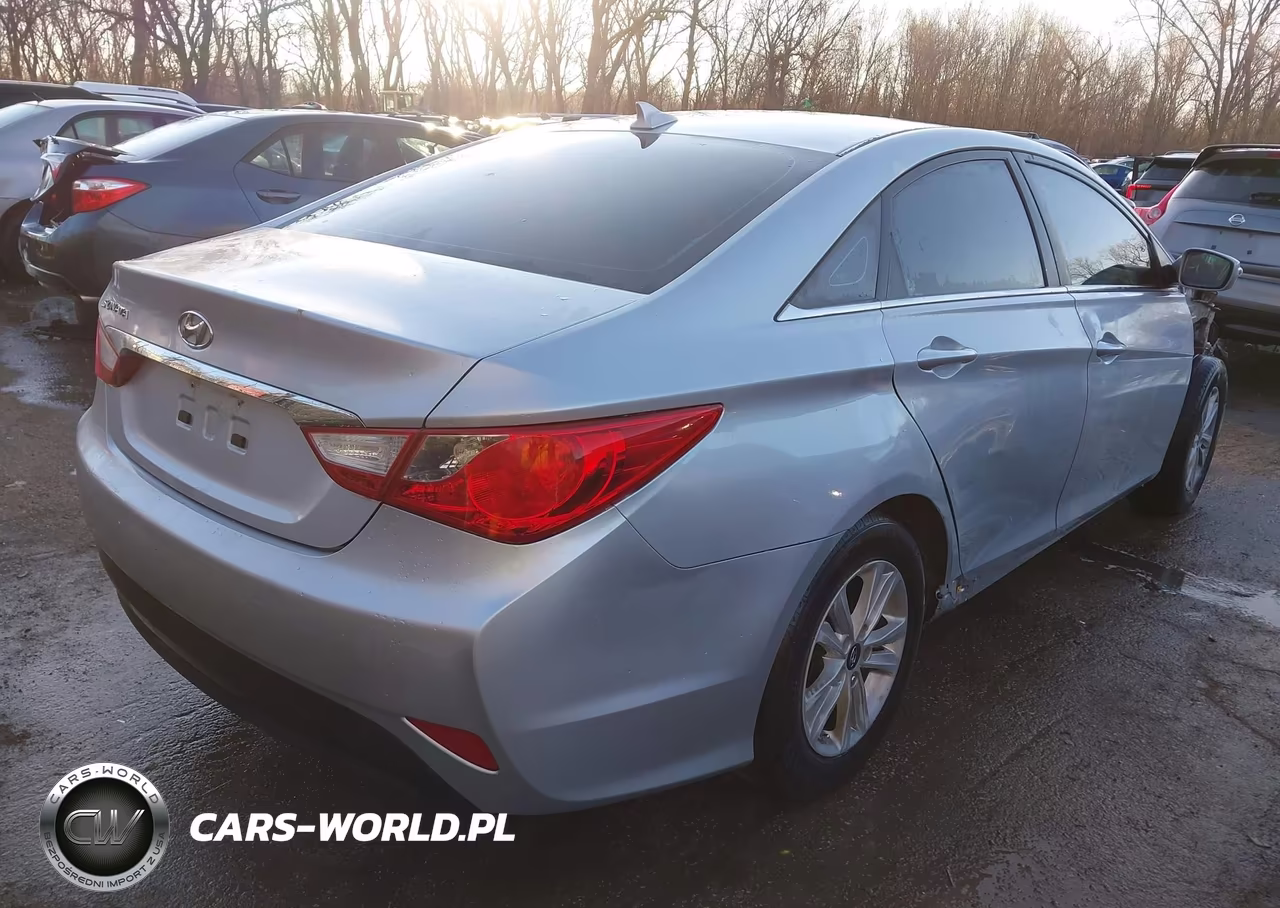 2014 Hyundai Sonata Gls VIN:5NPEB4AC4EH936715 - 4