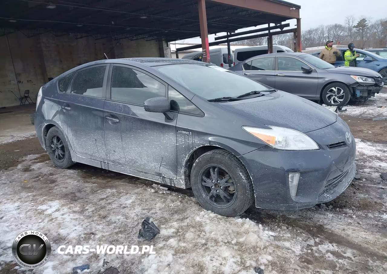 2014 Toyota Prius Three