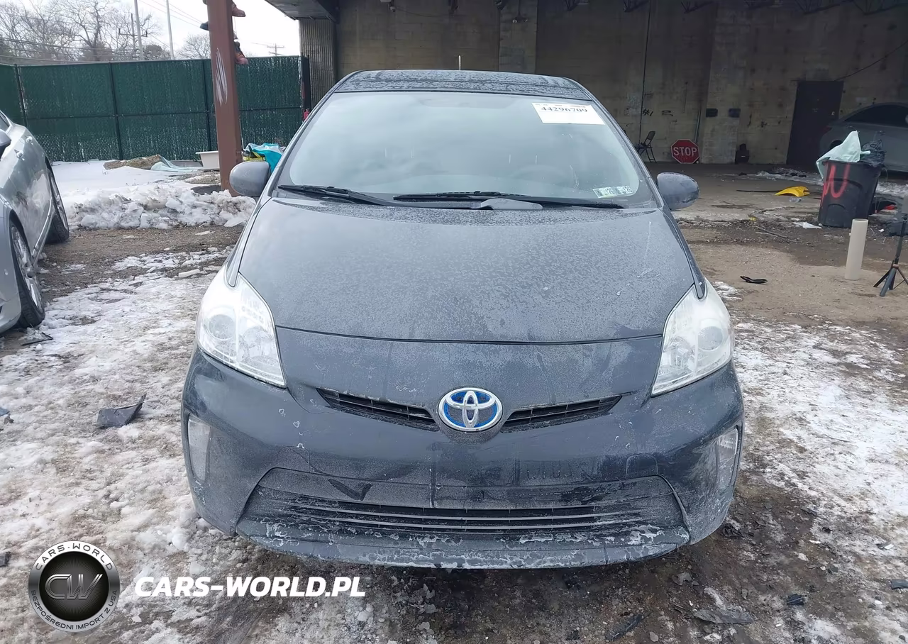 2014 Toyota Prius Three VIN:JTDKN3DU2E1765429 - 12