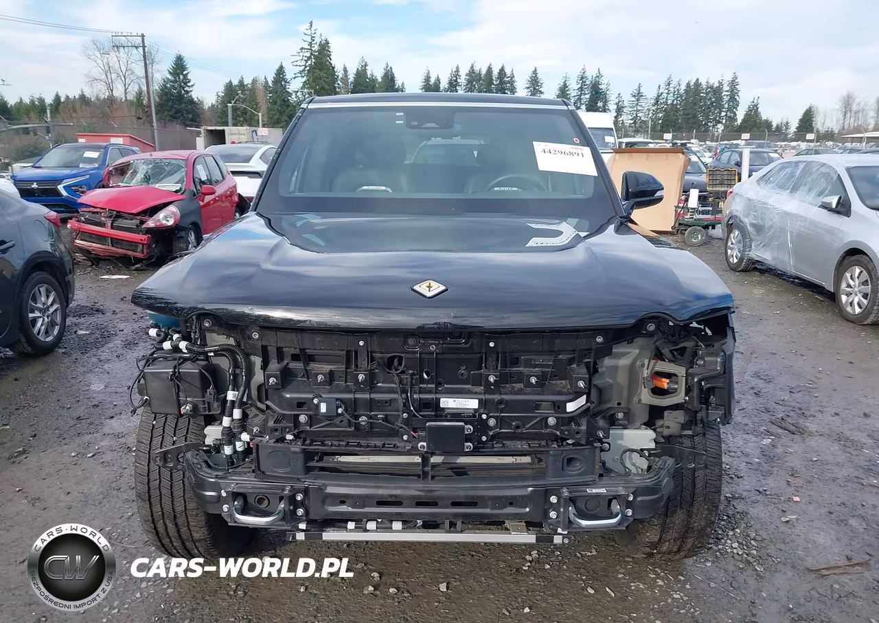 2023 Rivian R1S Adventure VIN:7PDSGABA9PN013254 - 13