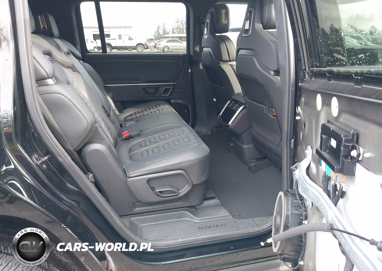 2023 Rivian R1S Adventure VIN:7PDSGABA9PN013254 - 21