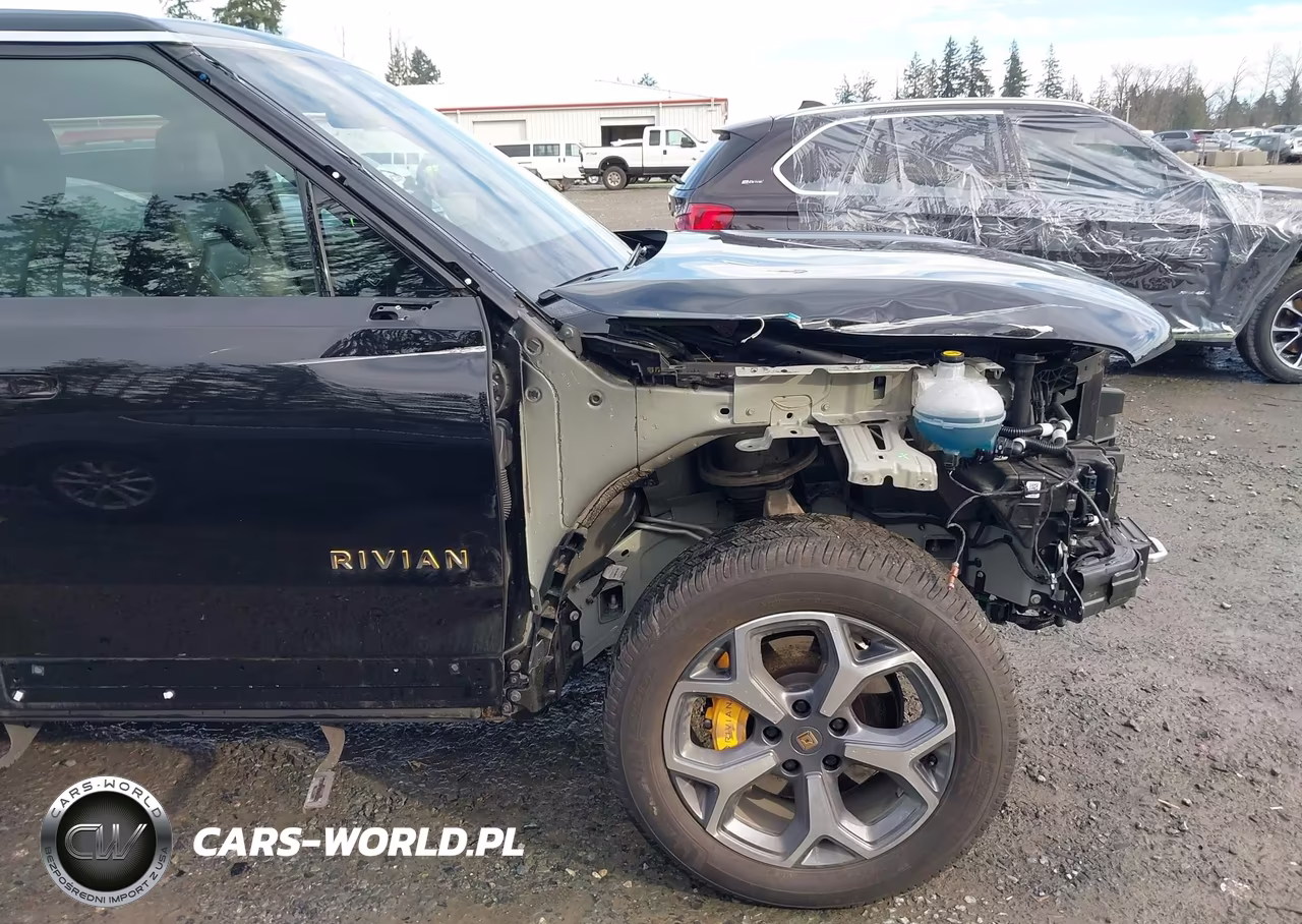 2023 Rivian R1S Adventure VIN:7PDSGABA9PN013254 - 6