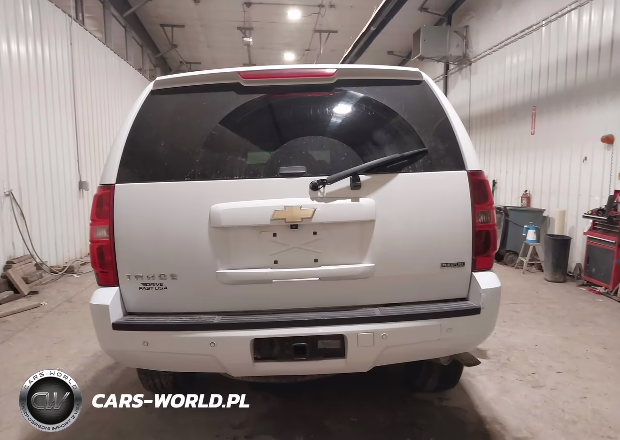 2011 Chevrolet Tahoe Ls VIN:1GNSKAE07BR386164 - 17