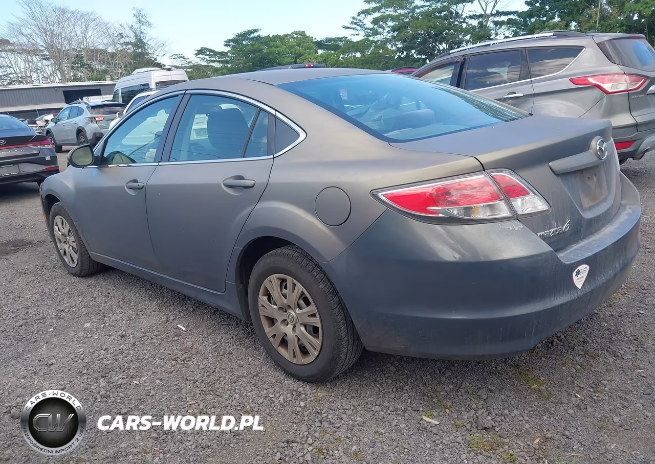 2010 Mazda Mazda6 I Sport VIN:1YVHZ8BH4A5M15931 - 3