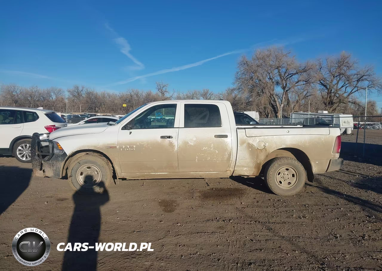 2015 Ram 1500 Tradesman VIN:1C6RR7SM0FS724040 - 14