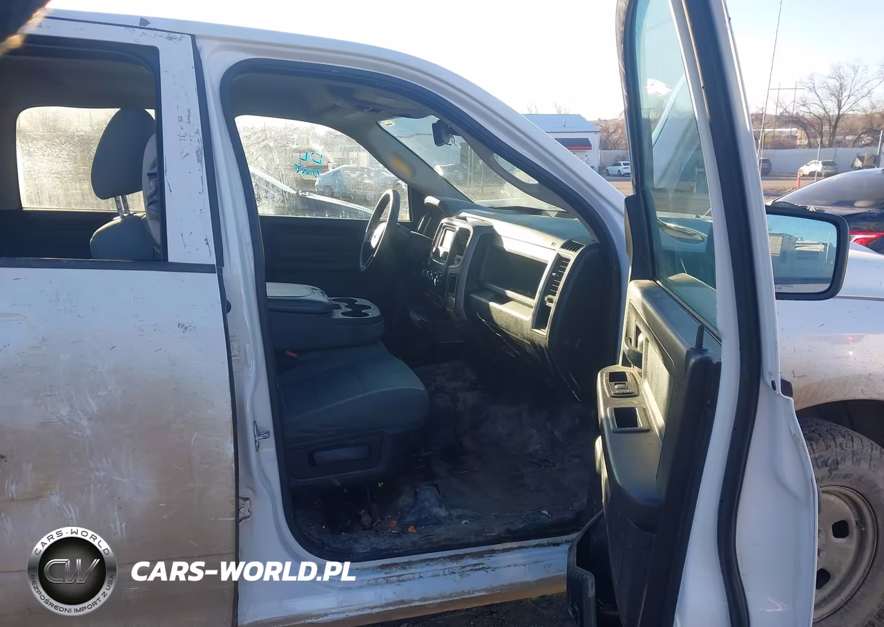 2015 Ram 1500 Tradesman VIN:1C6RR7SM0FS724040 - 5
