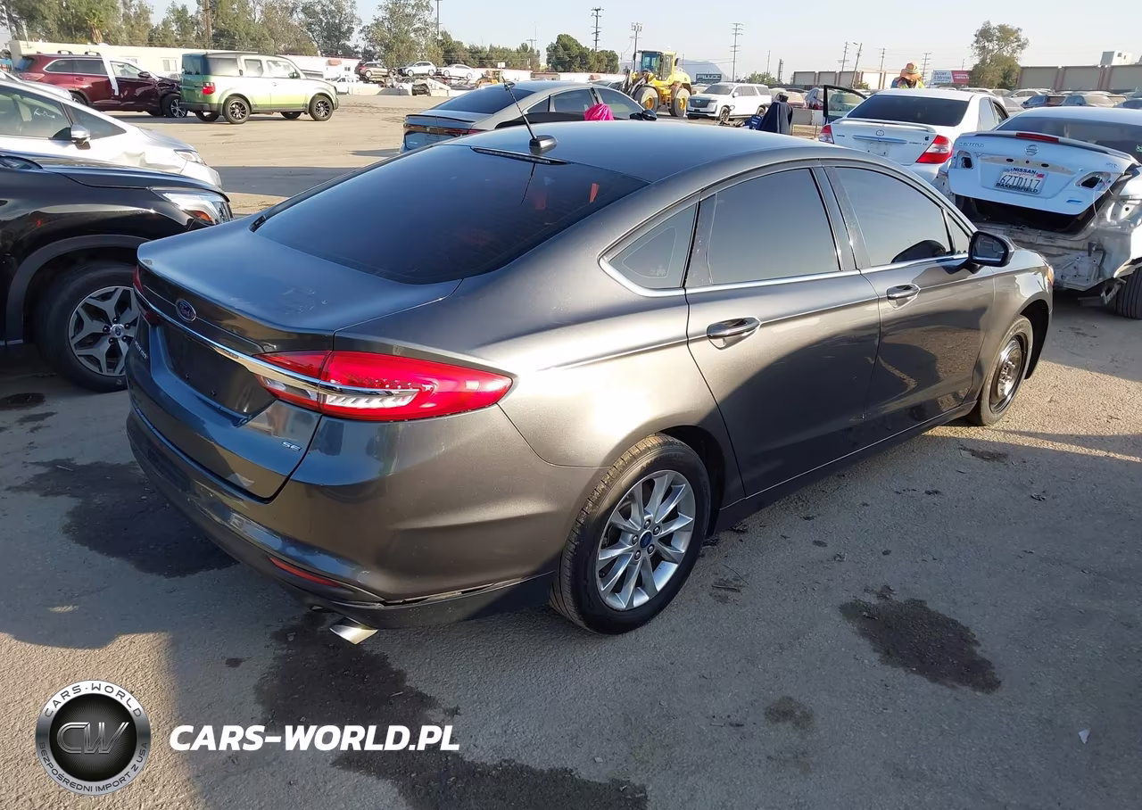 2017 Ford Fusion Se VIN:3FA6P0H76HR230571 - 4