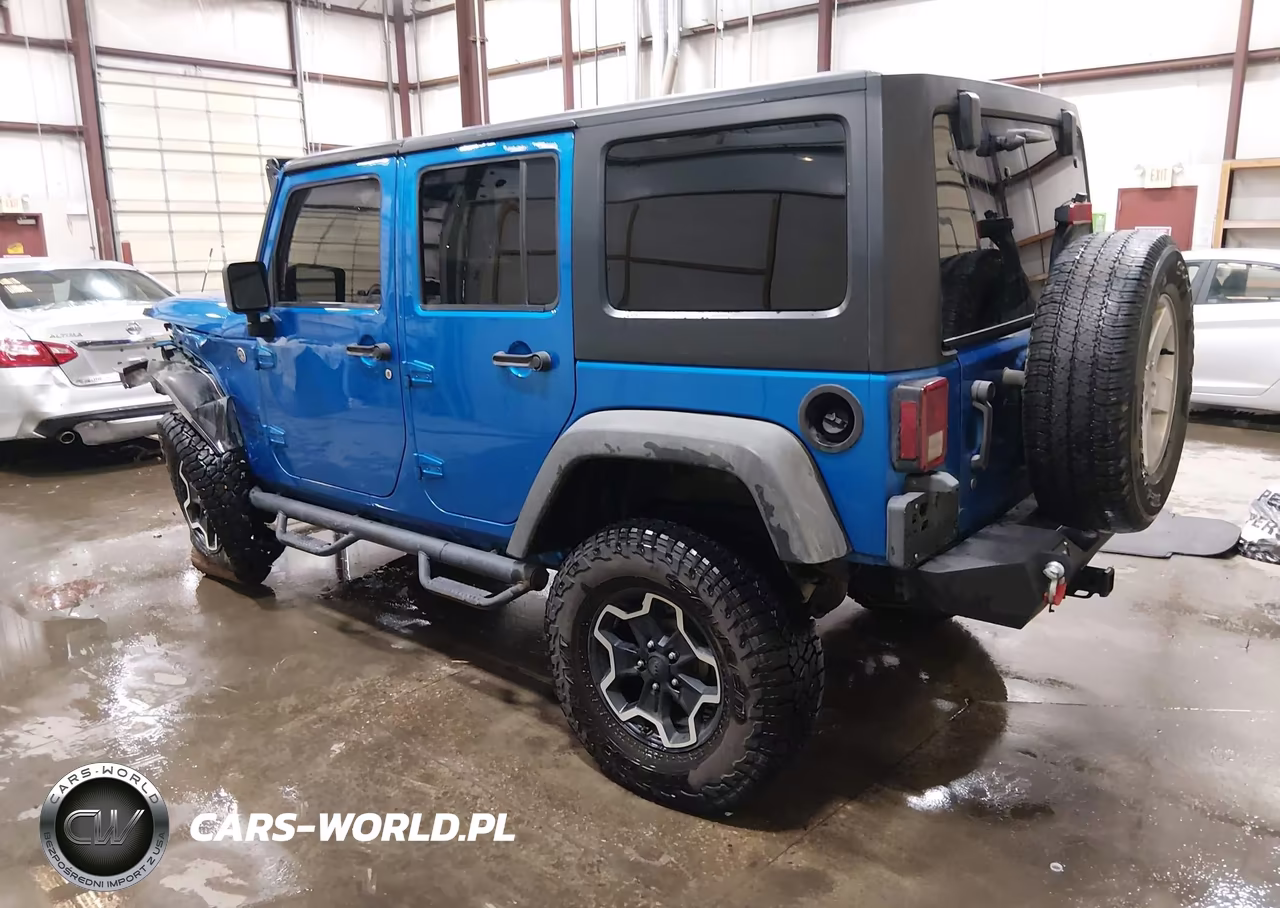 2014 Jeep Wrangler Unlimited Sport VIN:1C4HJWDG8EL200141 - 3
