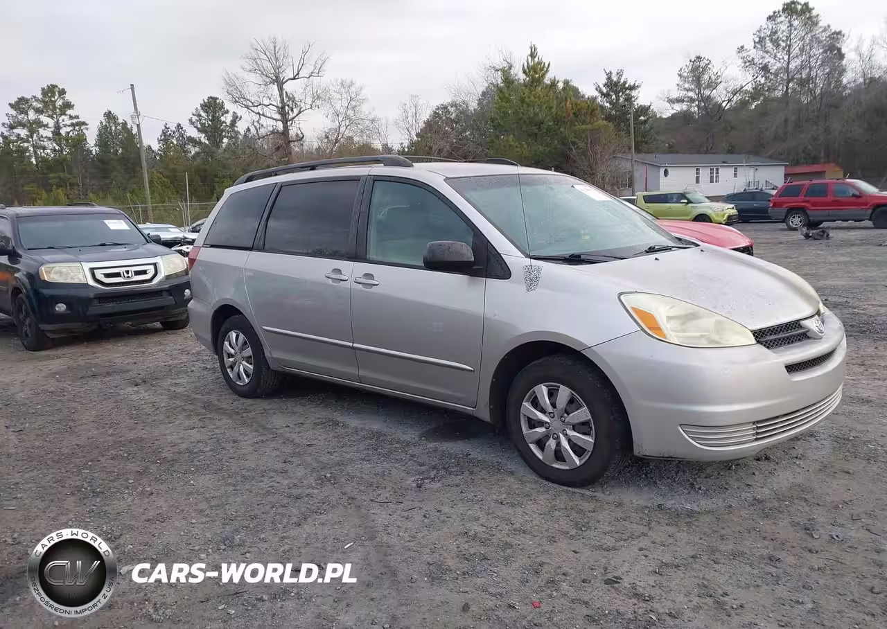 2004 Toyota Sienna Le