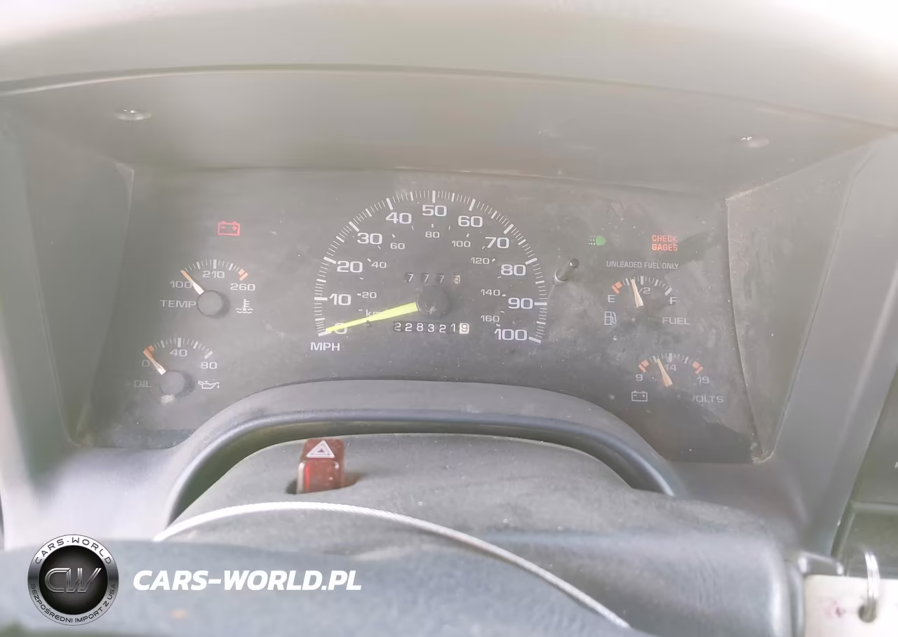 1997 Chevrolet Blazer Ls VIN:1GNDT13WXVK136735 - 7