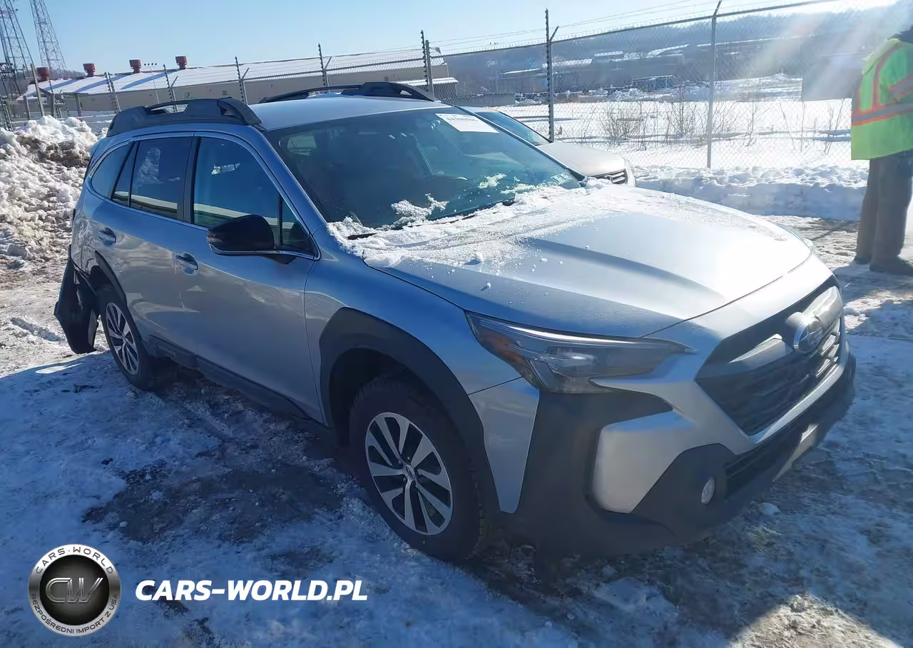 2025 Subaru Outback Premium