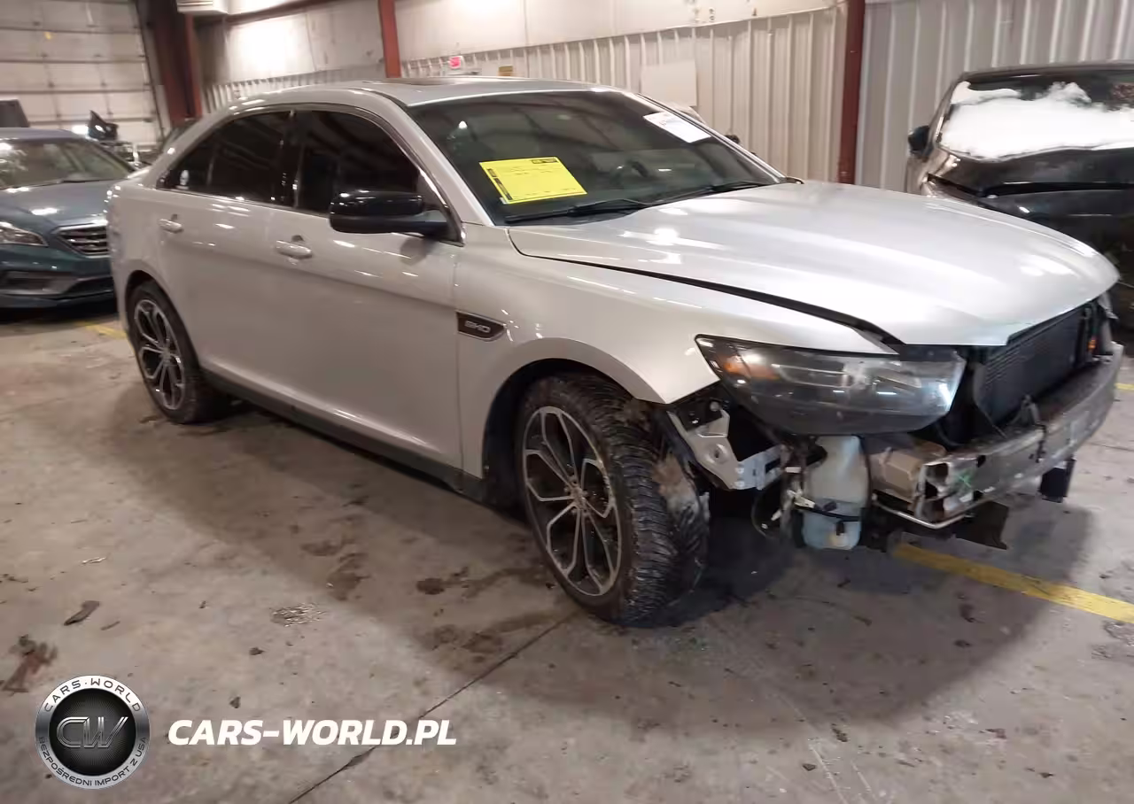 2013 Ford Taurus Sho