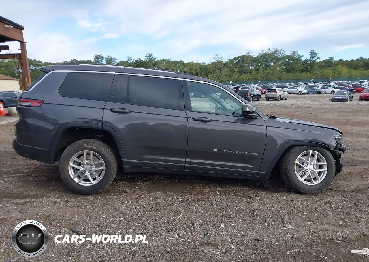 2022 Jeep Grand Cherokee L Laredo 4X4 VIN:1C4RJKAG1N8547346 - 14