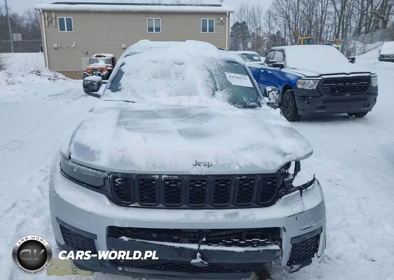 2023 Jeep Grand Cherokee L Altitude 4X4 VIN:1C4RJKAG3P8106966 - 12