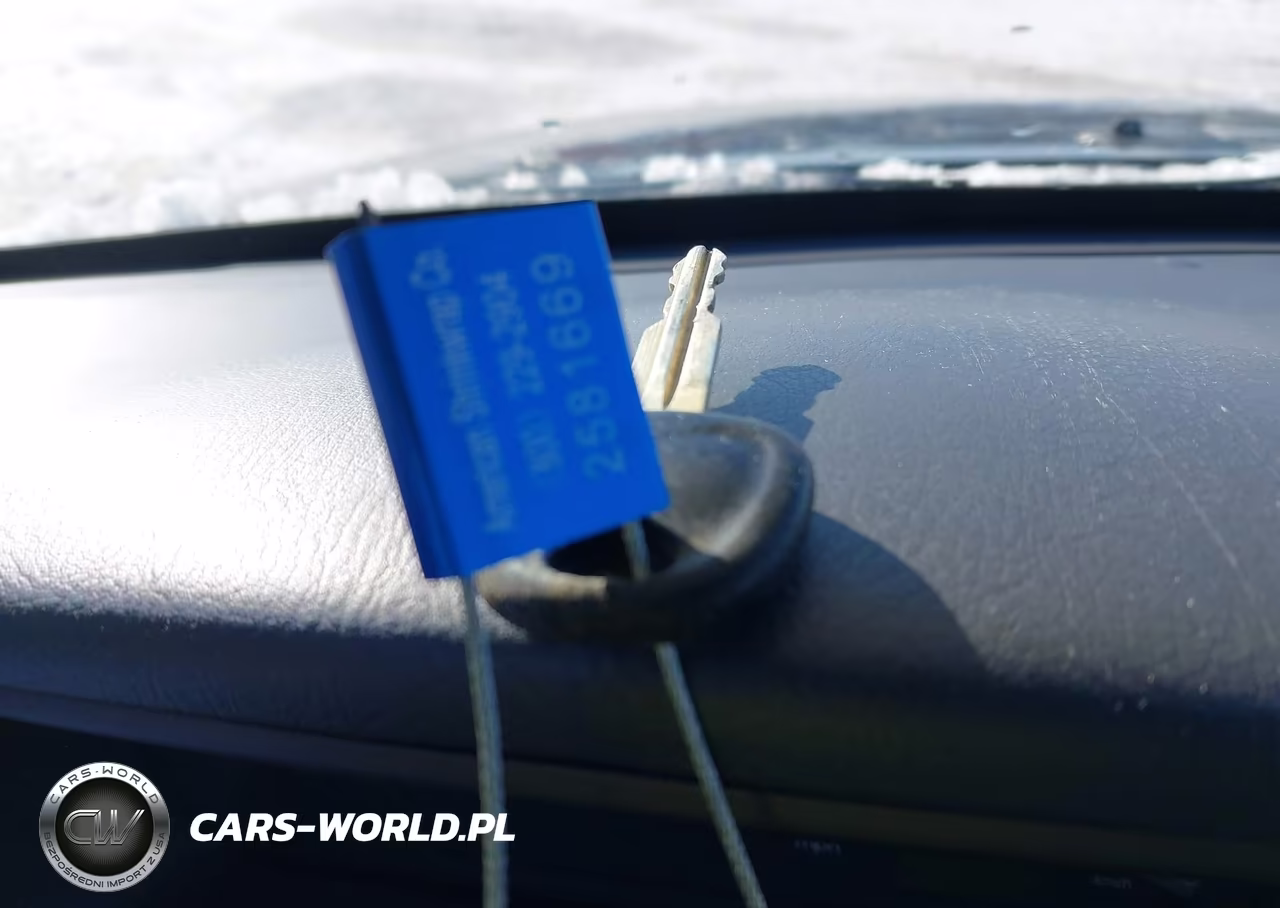 2003 Hyundai Elantra Gt VIN:KMHDN55D13U099898 - 11