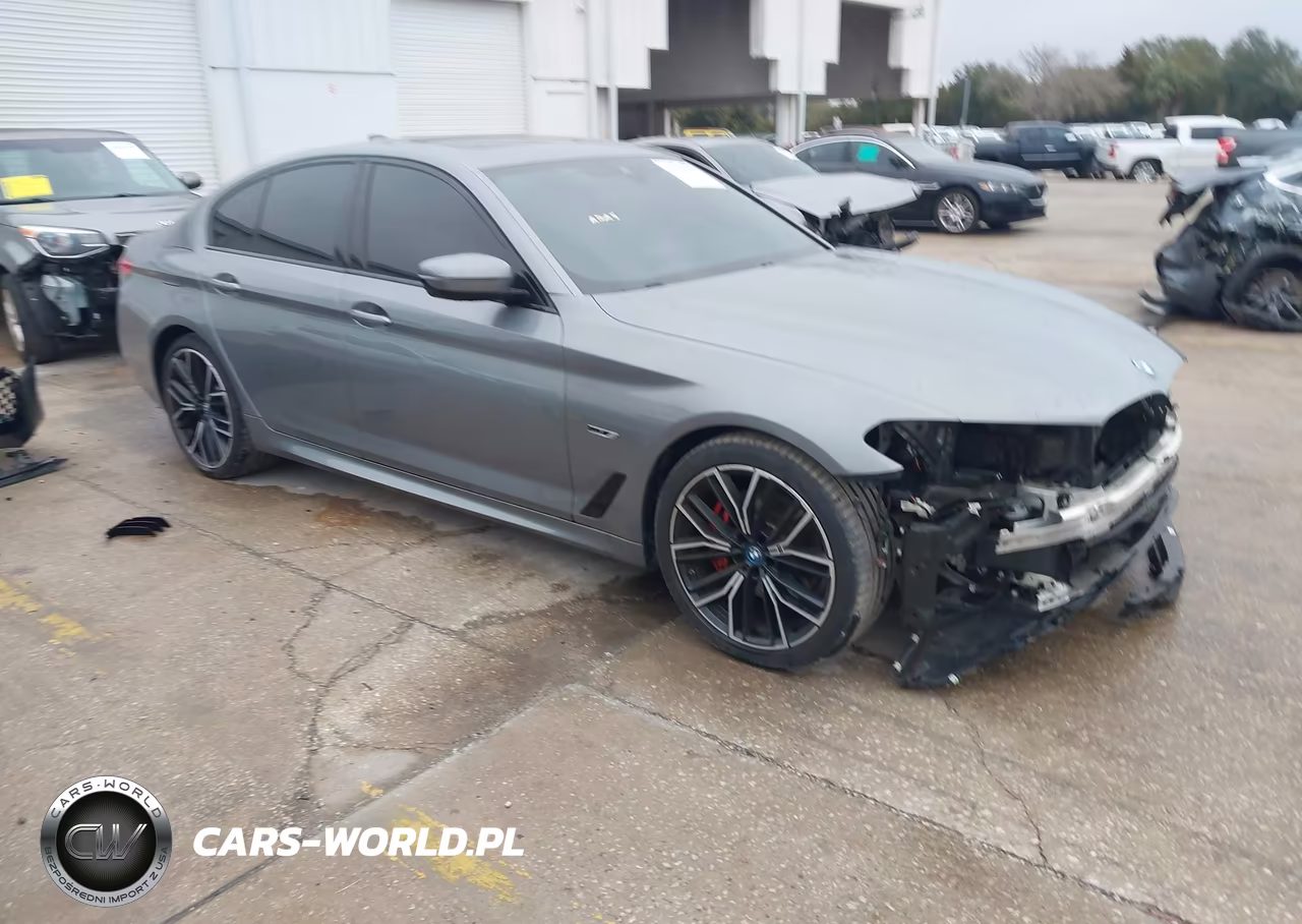 2023 BMW 530E