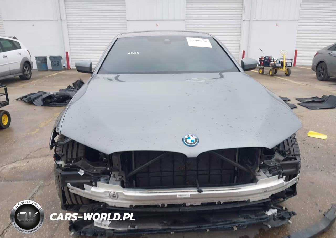 2023 BMW 530E VIN:WBA13AG00PCM41964 - 13