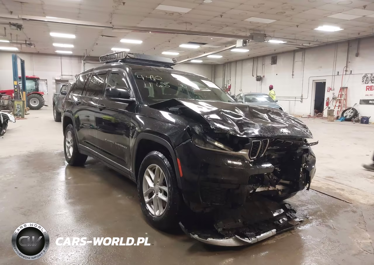 2021 Jeep Grand Cherokee L Laredo 4X4