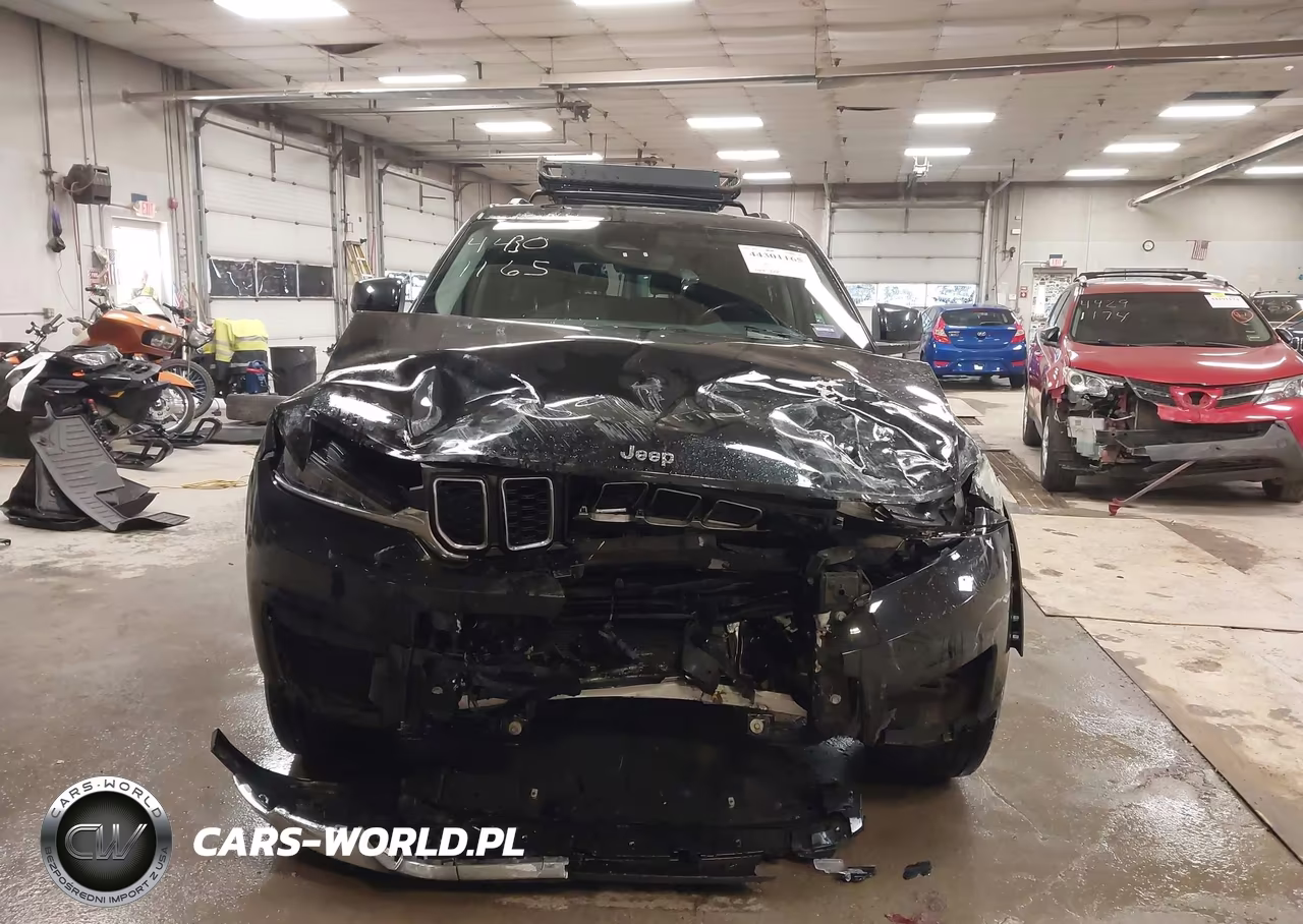 2021 Jeep Grand Cherokee L Laredo 4X4 VIN:1C4RJKAG0M8201061 - 12