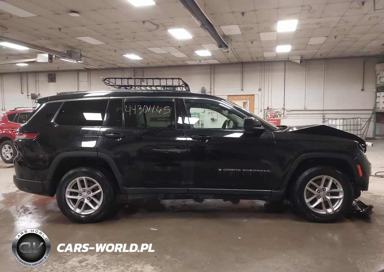 2021 Jeep Grand Cherokee L Laredo 4X4 VIN:1C4RJKAG0M8201061 - 13