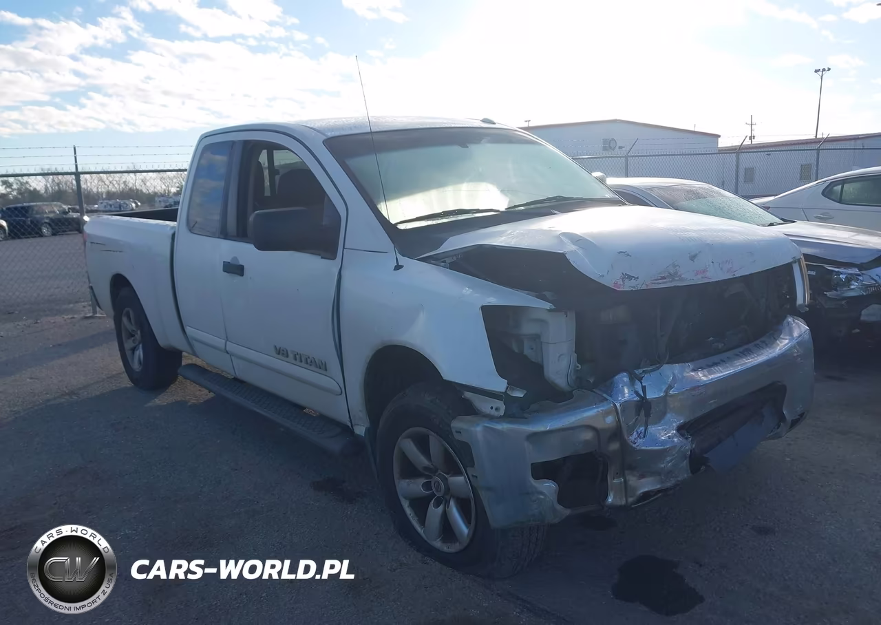 2014 Nissan Titan Sv