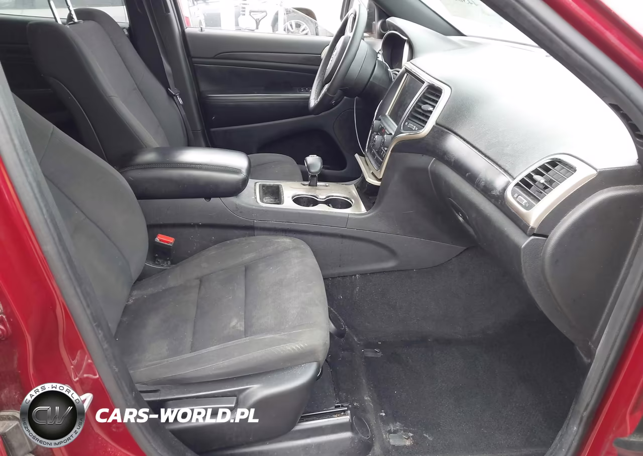 2014 Jeep Grand Cherokee Laredo VIN:1C4RJEAG3EC144841 - 5