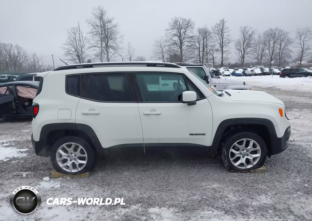 2017 Jeep Renegade Latitude 4X4 VIN:ZACCJBBB1HPE62187 - 13