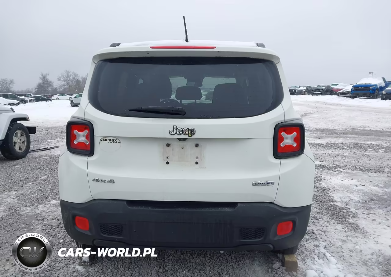2017 Jeep Renegade Latitude 4X4 VIN:ZACCJBBB1HPE62187 - 16