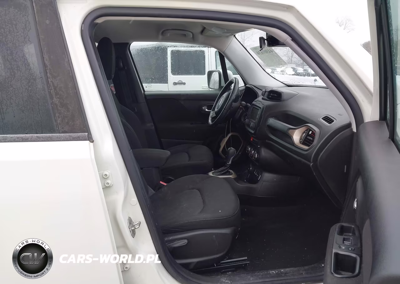 2017 Jeep Renegade Latitude 4X4 VIN:ZACCJBBB1HPE62187 - 5