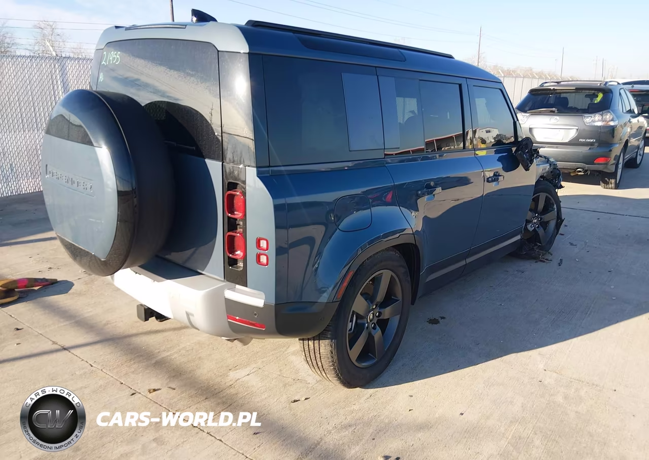 2025 Land Rover Defender 110 P300 VIN:SALEJ7EX4S2448971 - 4