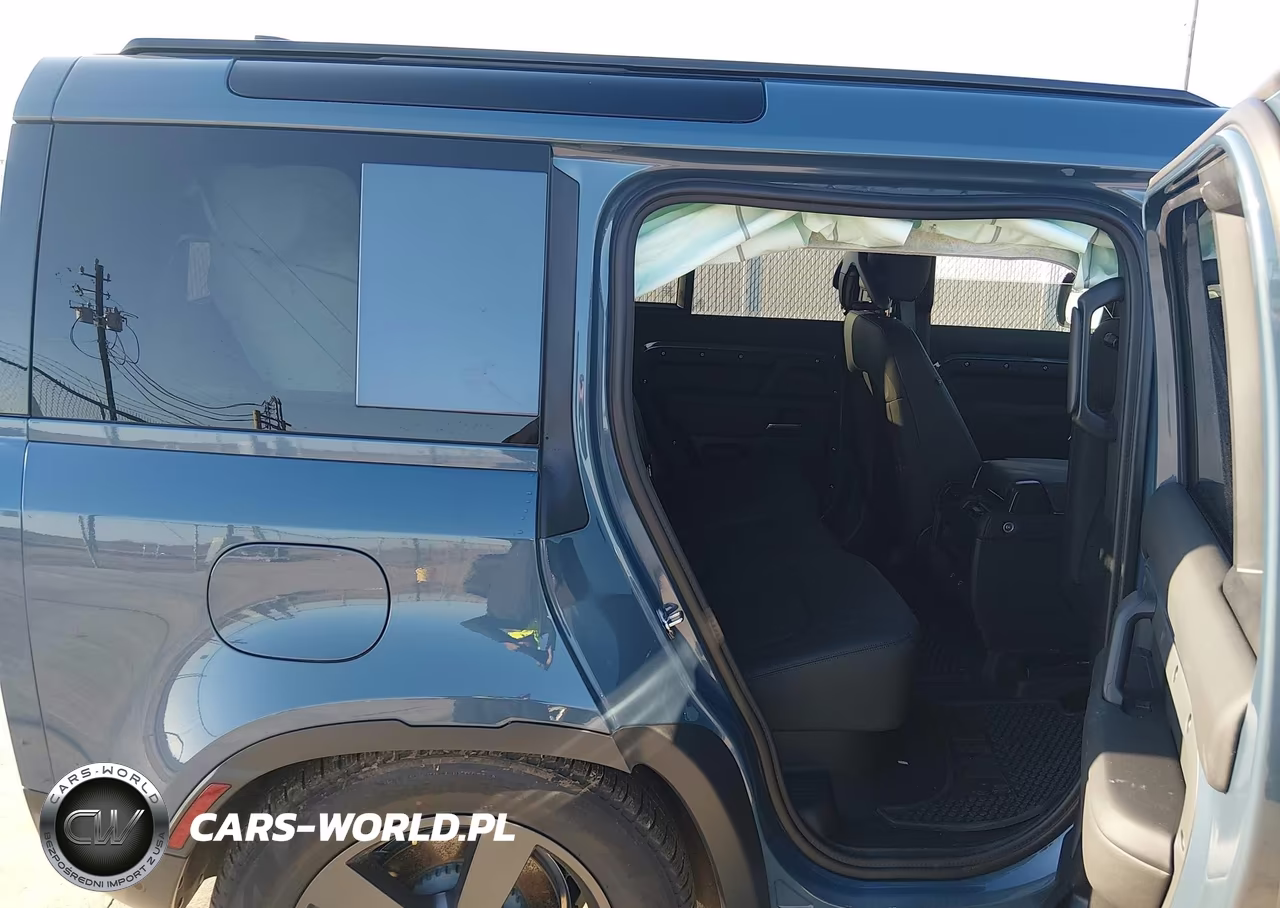 2025 Land Rover Defender 110 P300 VIN:SALEJ7EX4S2448971 - 8