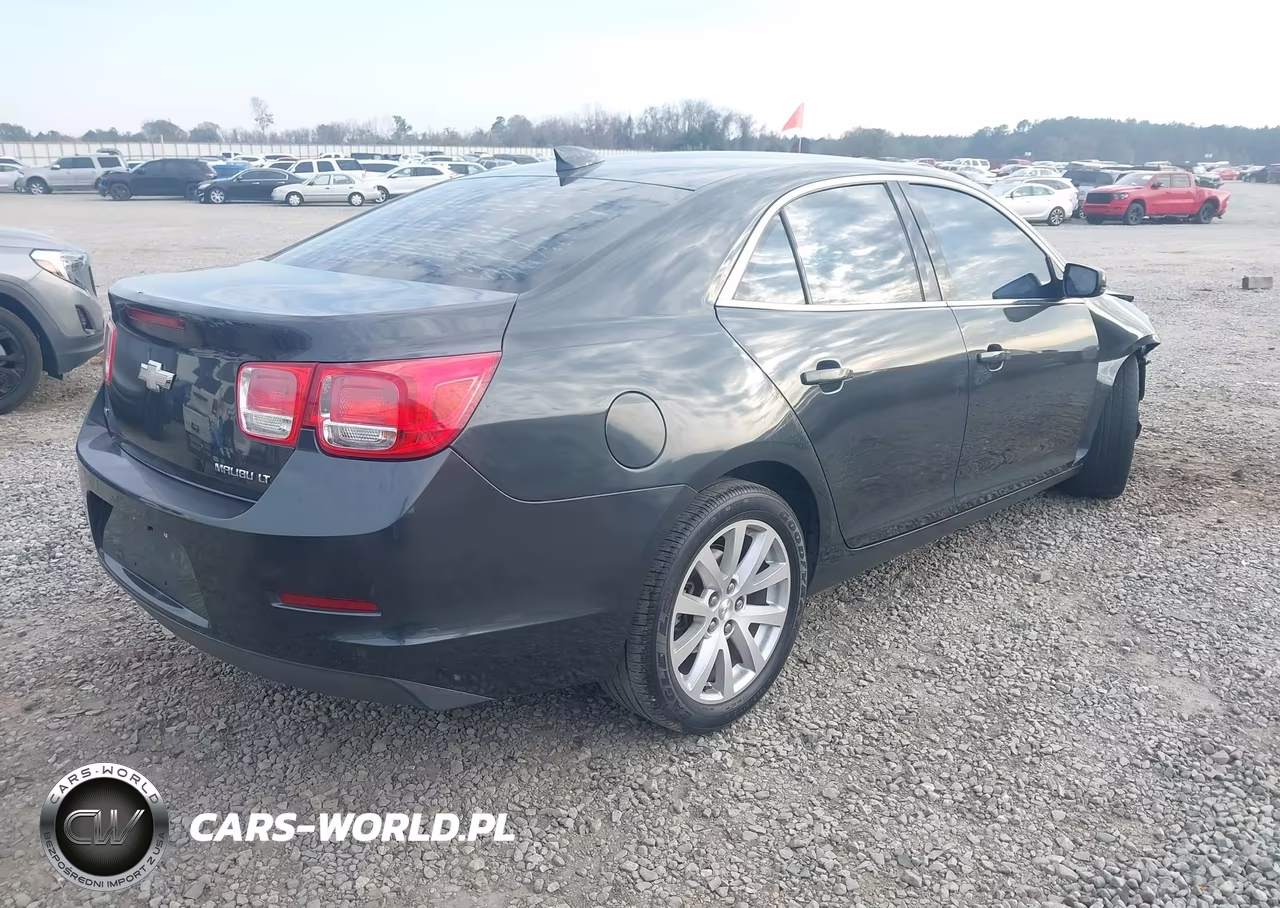 2015 Chevrolet Malibu 2Lt VIN:1G11D5SL6FF202336 - 4