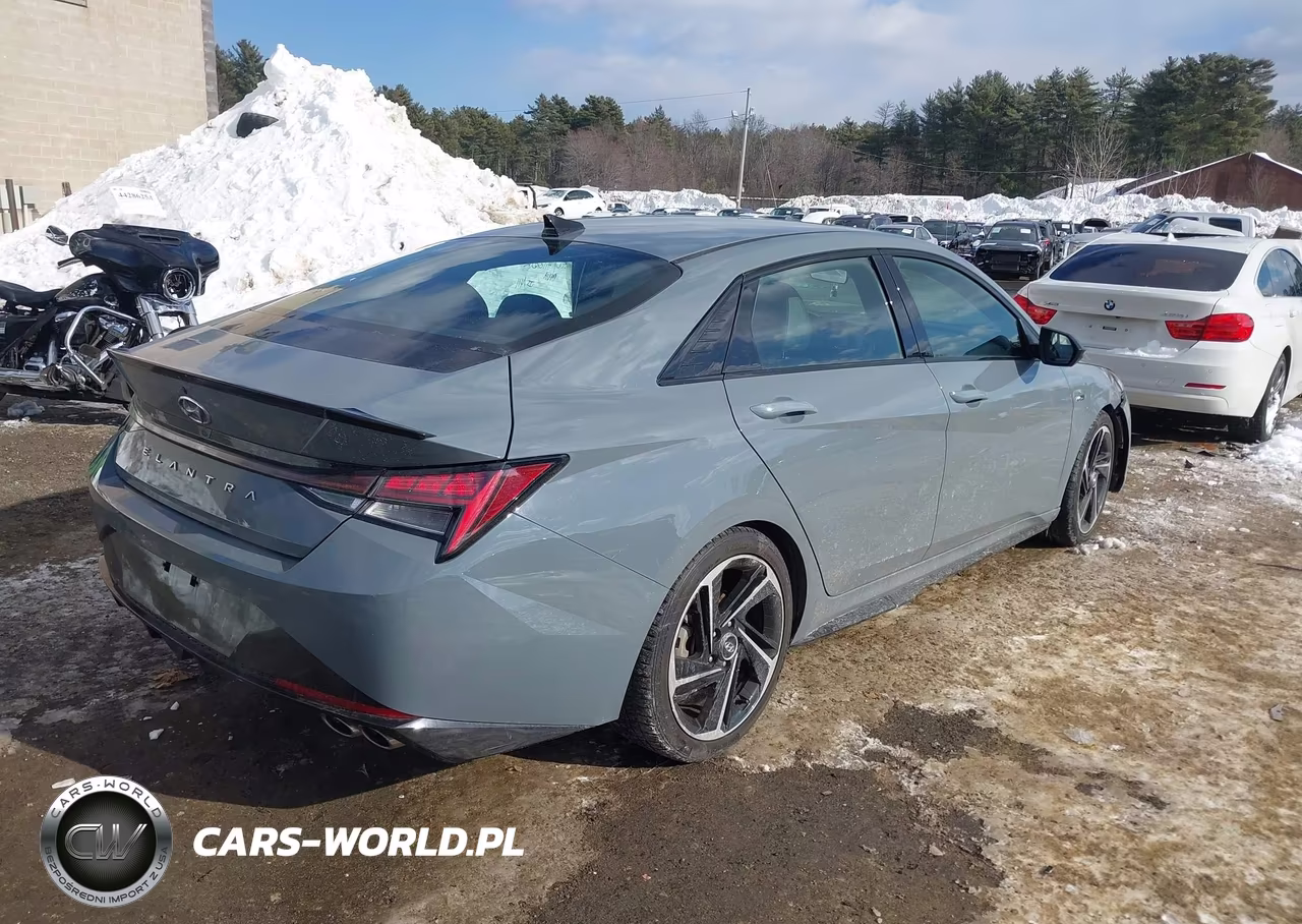 2021 Hyundai Elantra N Line VIN:KMHLR4AF8MU151322 - 4
