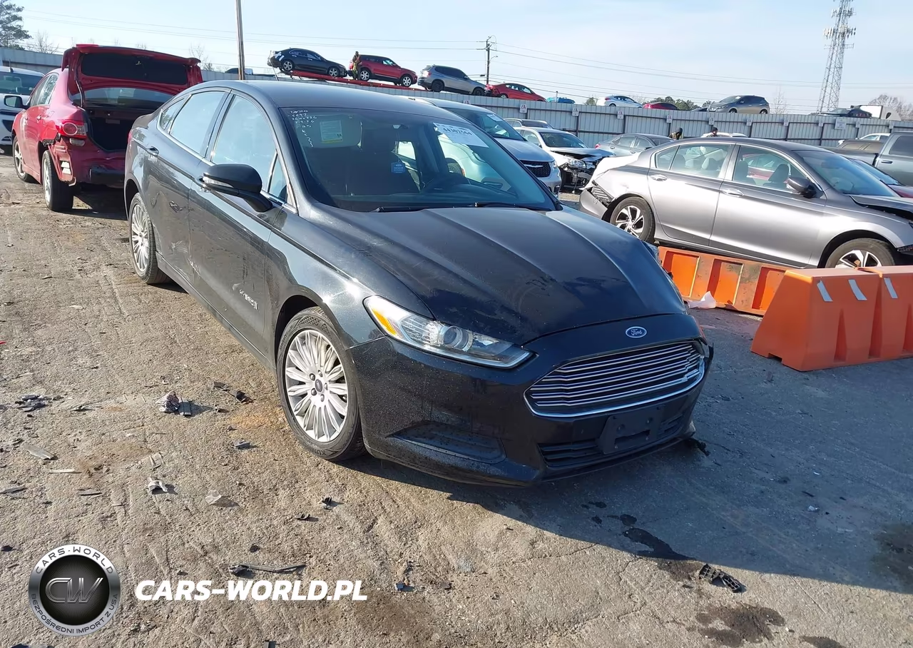 2013 Ford Fusion Hybrid Se – zdjęcie 1 z 16