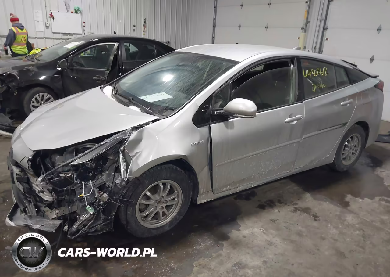 2019 Toyota Prius Xle VIN:JTDL9RFUXK3002762 - 2