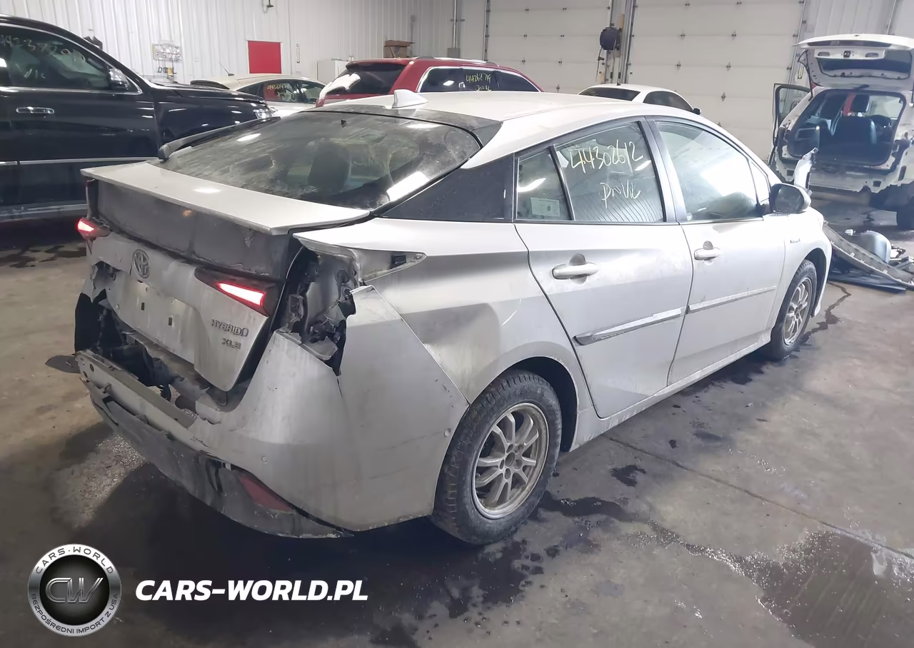 2019 Toyota Prius Xle VIN:JTDL9RFUXK3002762 - 4