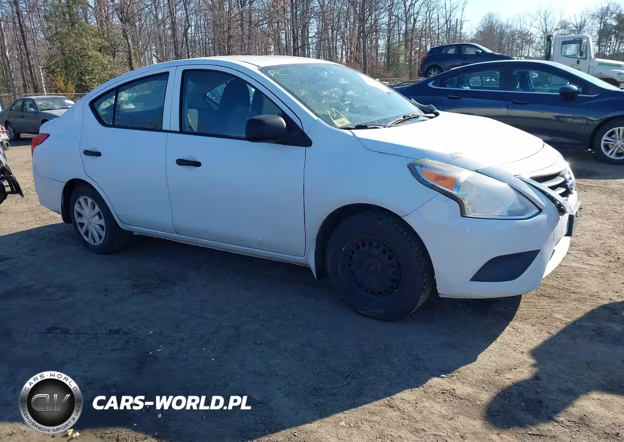 2015 Nissan Versa 1.6 S