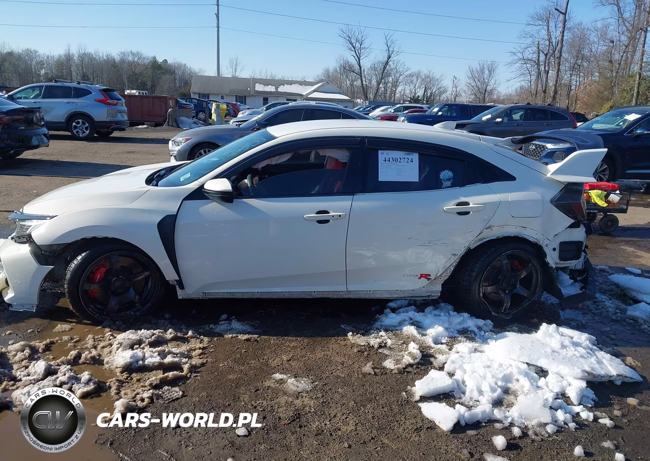 2018 Honda Civic Type R Touring VIN:SHHFK8G75JU204493 - 14