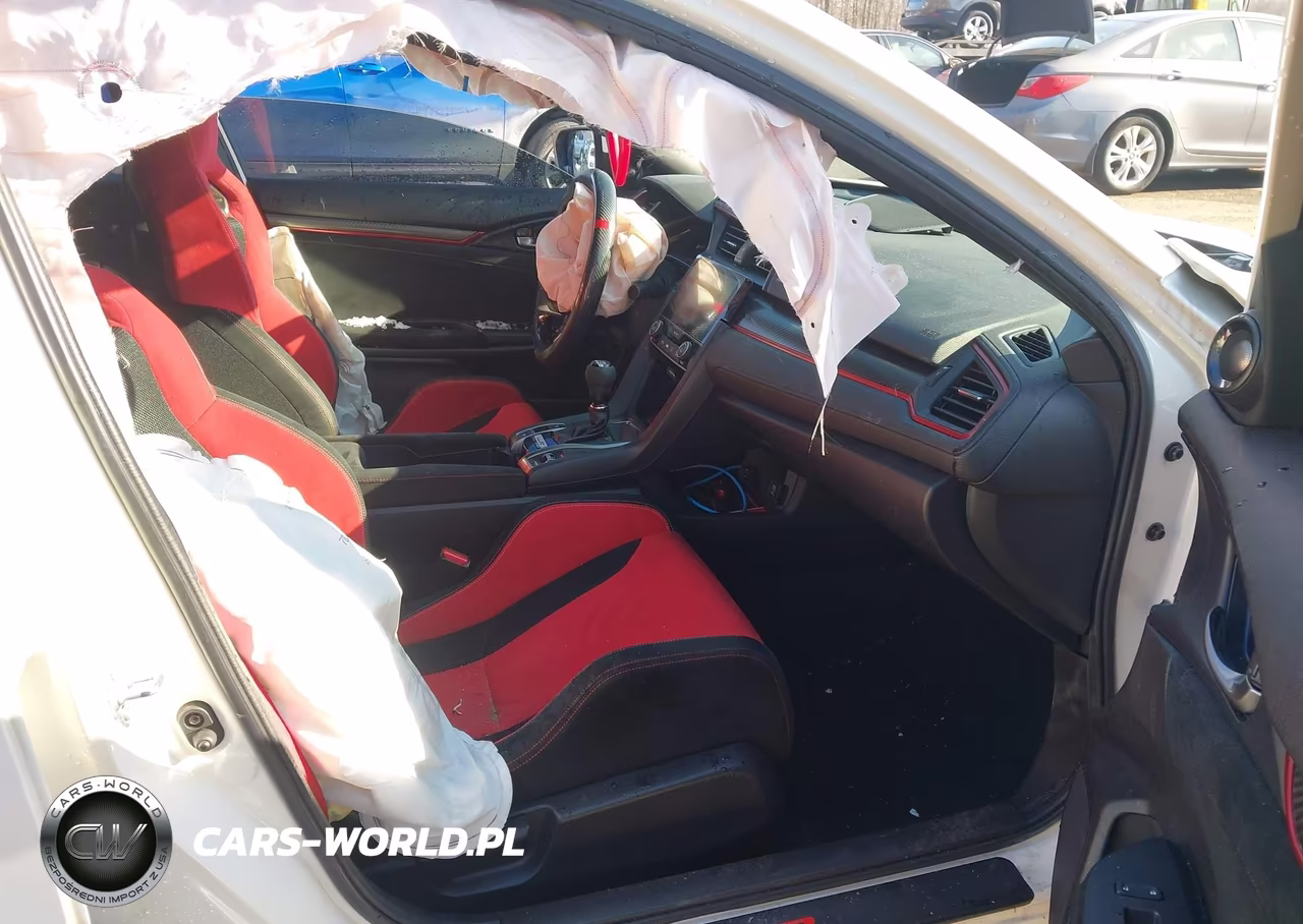 2018 Honda Civic Type R Touring VIN:SHHFK8G75JU204493 - 5