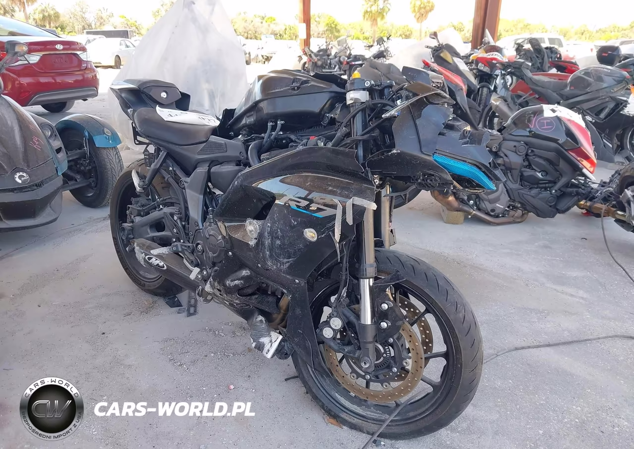 2022 Yamaha Yzfr7