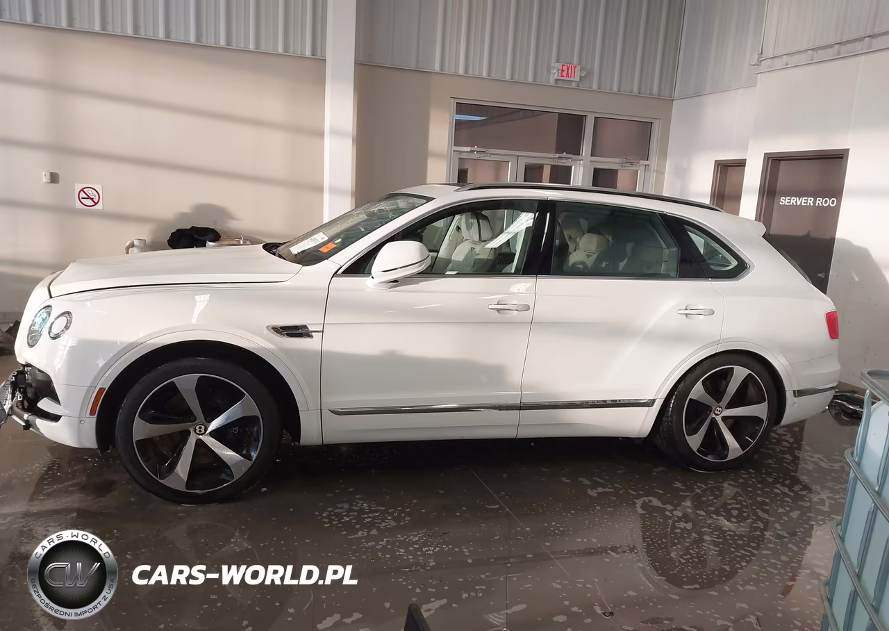 2020 Bentley Bentayga V8 VIN:SJAAM2ZV1LC029787 - 15