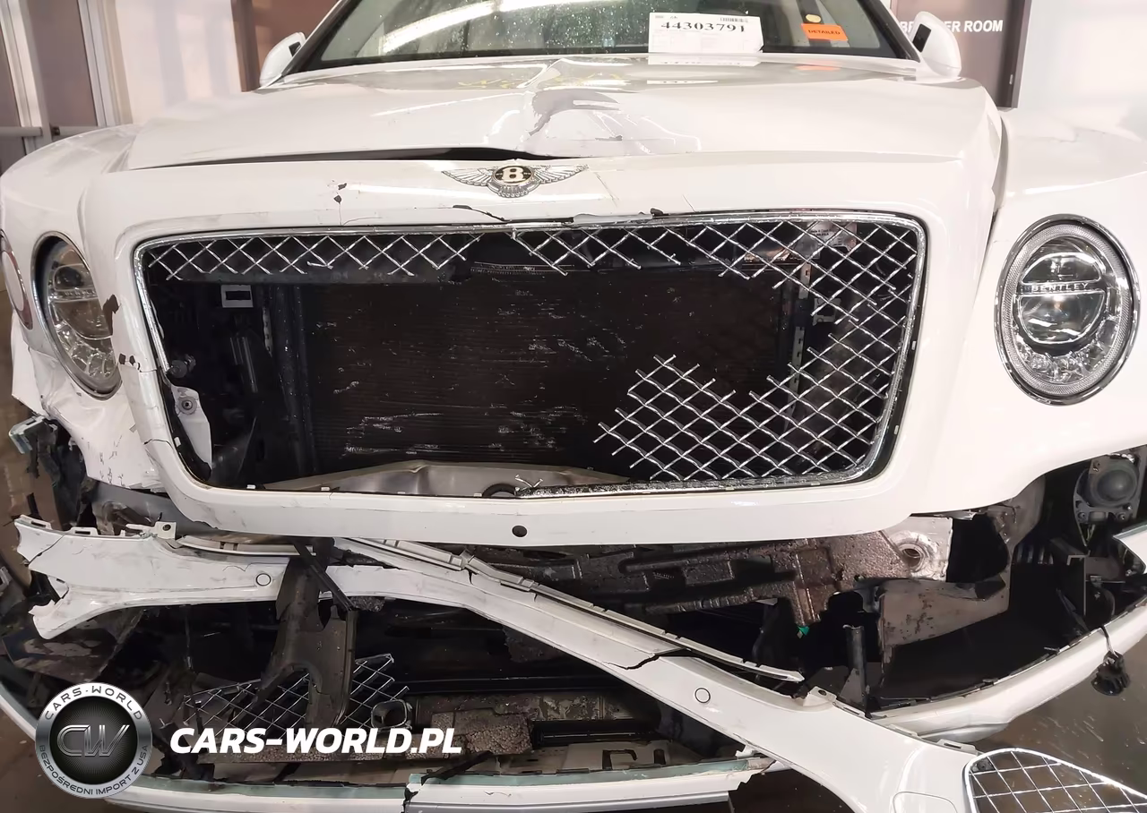 2020 Bentley Bentayga V8 VIN:SJAAM2ZV1LC029787 - 6
