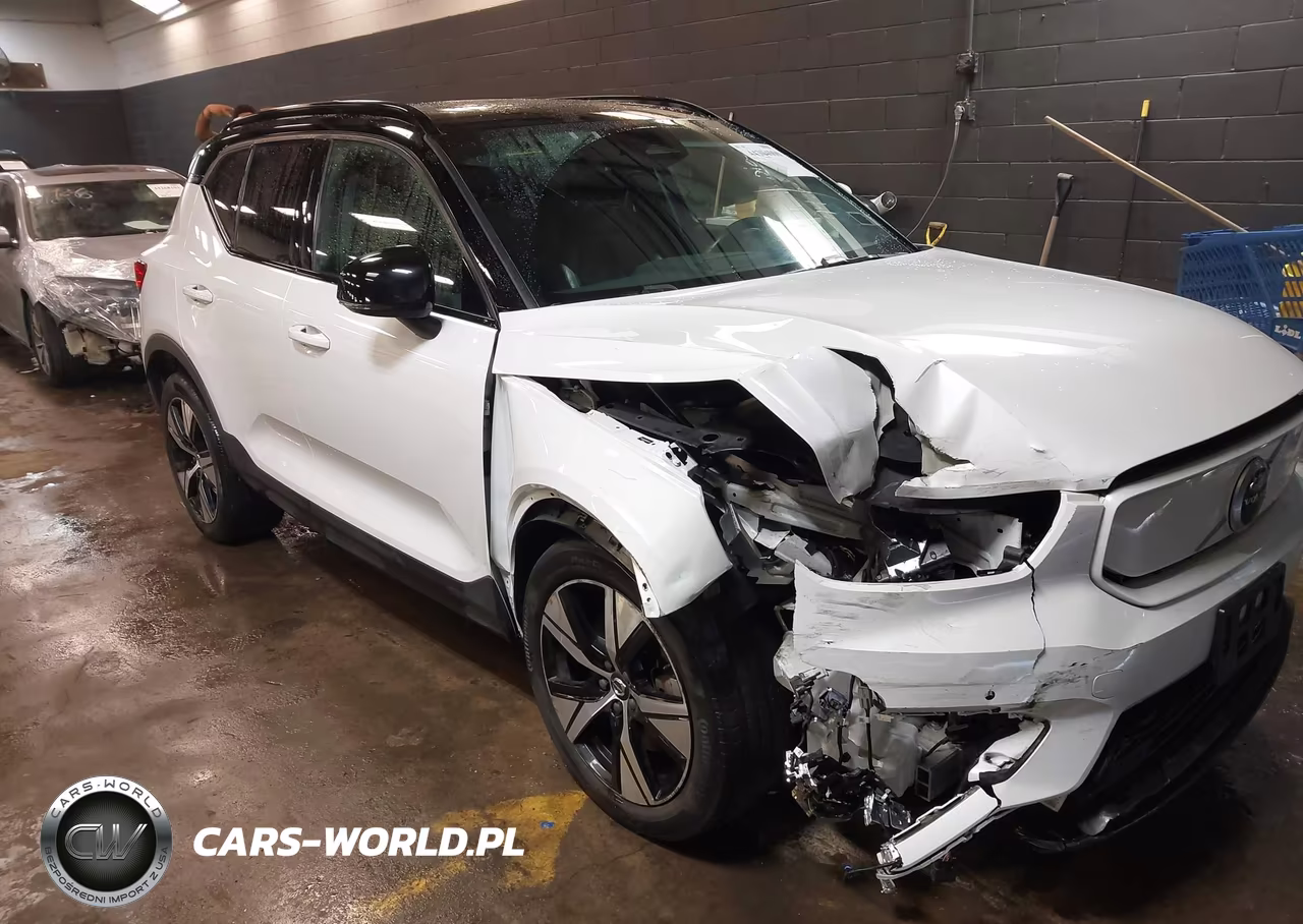 2021 Volvo Xc40 Recharge Pure Electric P8