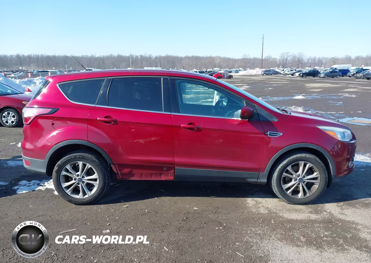 2017 Ford Escape Se VIN:1FMCU9GD1HUC17412 - 14